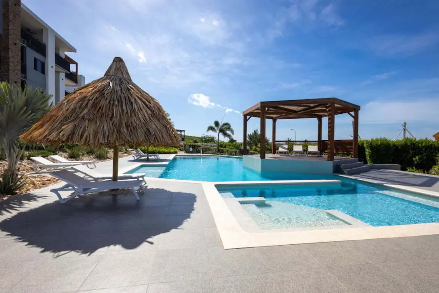 Longstay swimmingpool