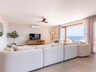 Picture110 639130914756815972