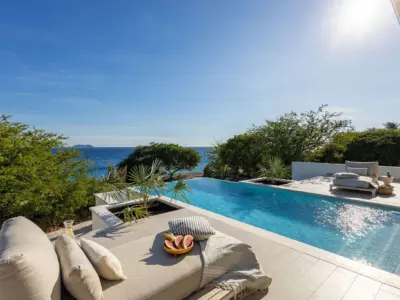 Picture110 639041332753469441